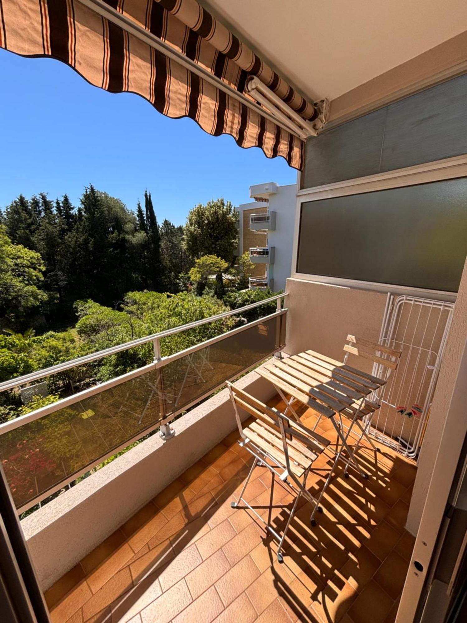 Apartament Beau Studio 300 M De La Plage Avec Parking La Ciotat Zewnętrze zdjęcie